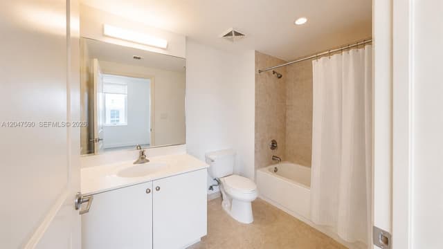 111 E Flagler St # 810, Miami FL 33131 - Miami, FL - Photo 7