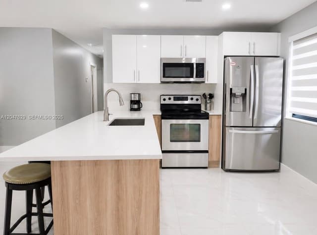 10955 SW 223rd St, Miami FL 33170 - Miami, FL - Photo 4