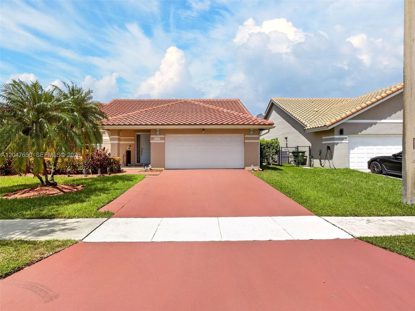 16203 NW 8th Dr, Pembroke Pines FL 33028