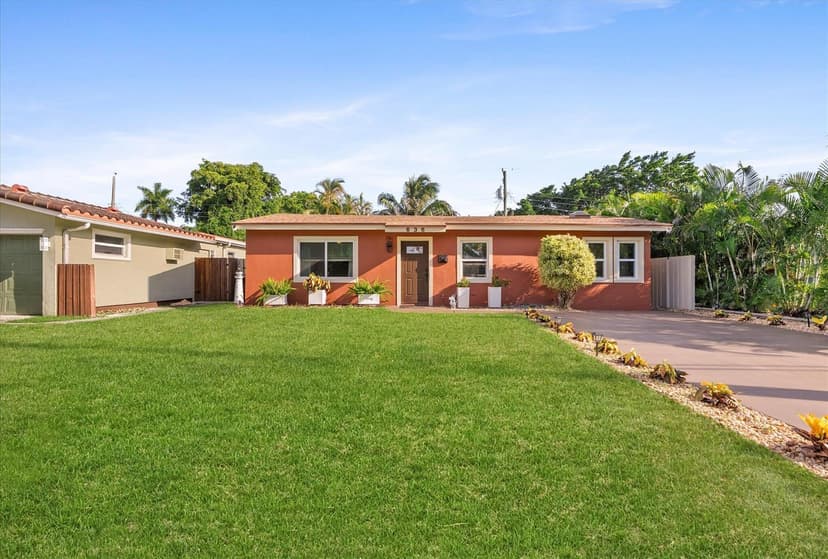 636 NE 16th Court, Fort Lauderdale FL 33305