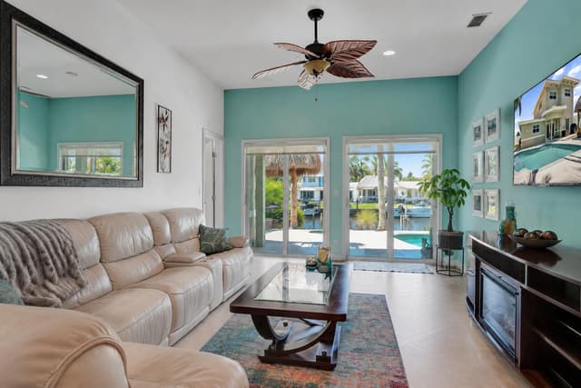 240 SE 3rd Court, Pompano Beach FL 33060 - Pompano Beach, FL - Photo 5