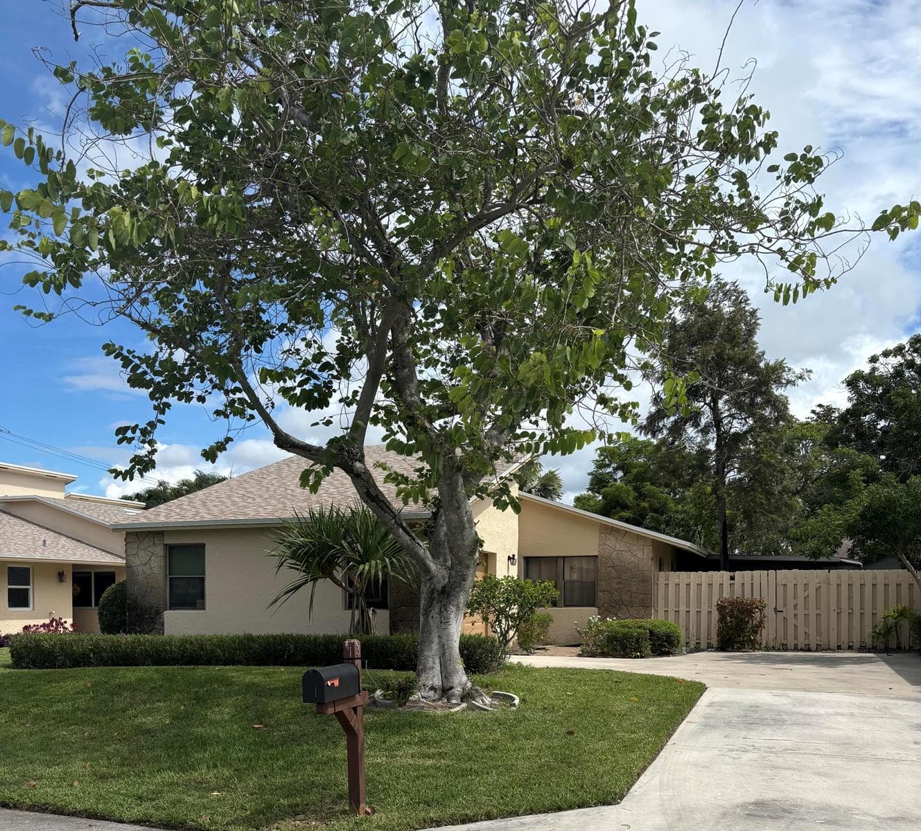 3155 NW 9th Street, Delray Beach FL 33445