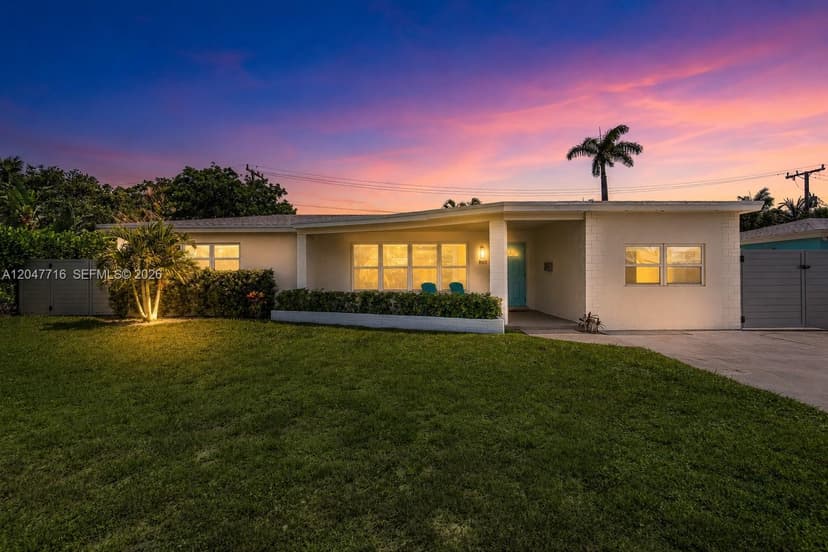 190 NE 21st St, Boca Raton FL 33431