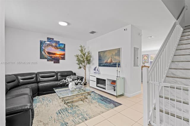 9133 SW 227th St # 8, Cutler Bay FL 33190 - Cutler Bay, FL - Photo 3