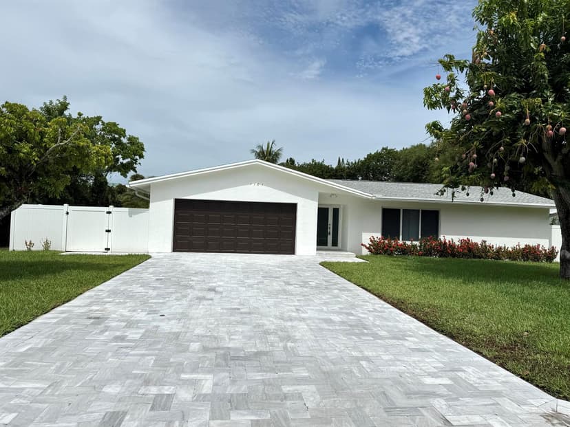 1101 NW 5th Avenue, Boca Raton FL 33432