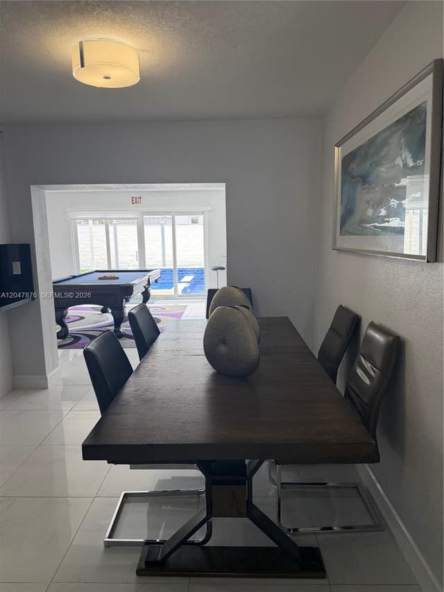 7525 Roosevelt St, Hollywood FL 33024 - Hollywood, FL - Photo 7