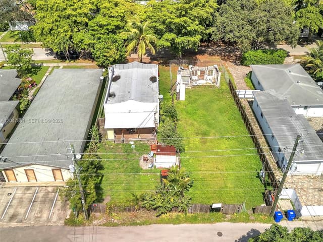 1932 Dewey St, Hollywood FL 33020 - Hollywood, FL - Photo 2