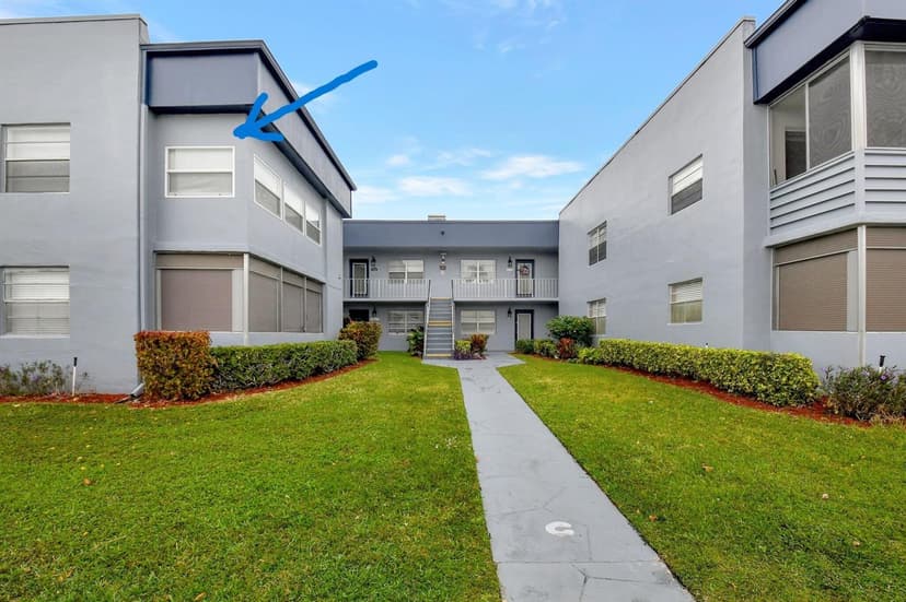 126 Burgundy # C, Delray Beach FL 33484