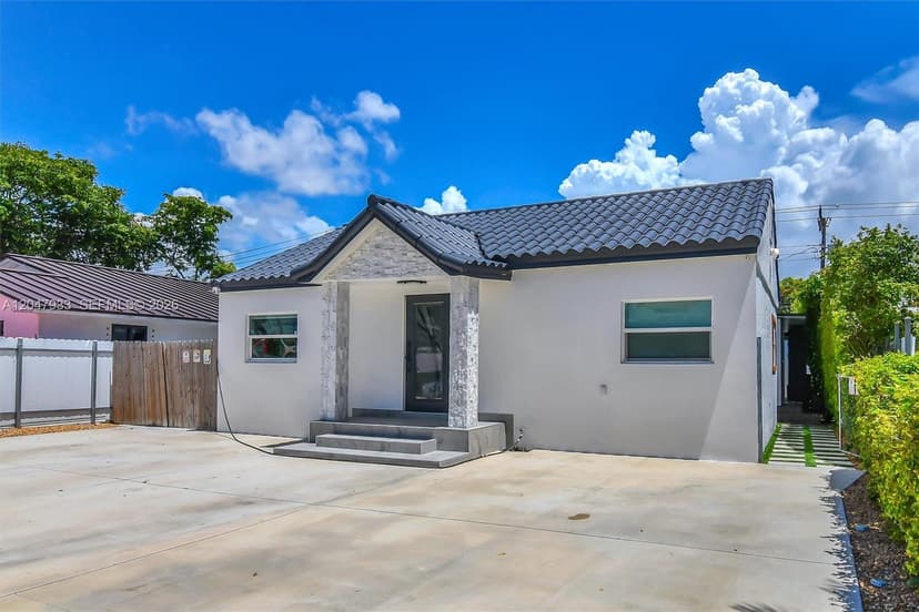 6575 SW 39th Ter, Miami FL 33155
