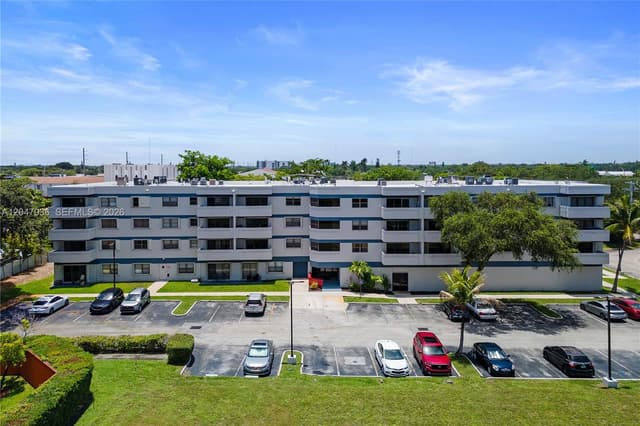 1891 N 61st Ave # B215, Hollywood FL 33024 - Hollywood, FL - Photo 3