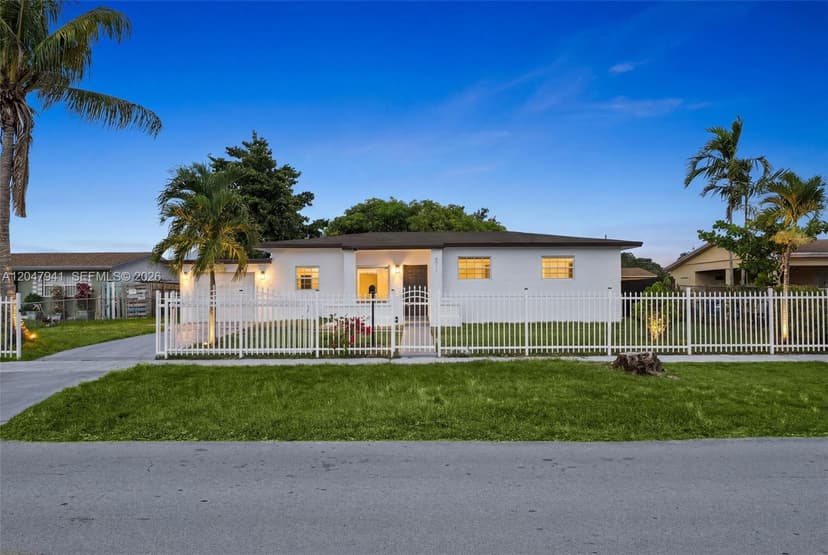 4011 NW 171st St, Miami Gardens FL 33055