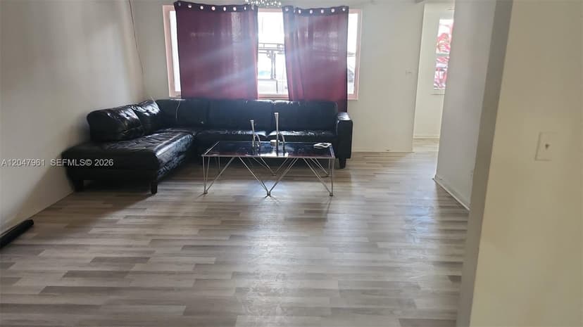 15115 NE 6th Ave # 32, Miami FL 33162