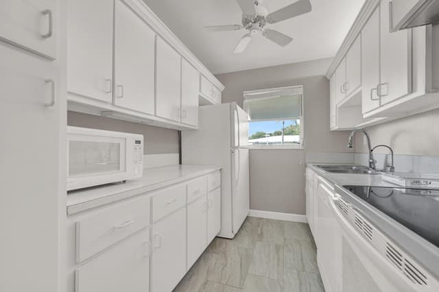 185 High Point Terrace E # B, Delray Beach FL 33445 - Delray Beach, FL - Photo 6