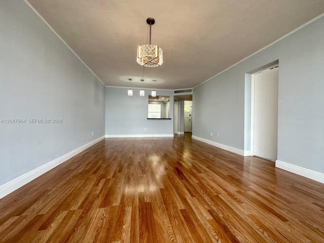 1300 NE 191st St # A112, Miami FL 33179 - Miami, FL - Photo 5
