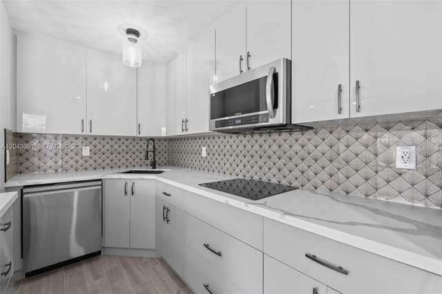 1634 NE 4th Pl, Fort Lauderdale FL 33301 - Fort Lauderdale, FL - Photo 7