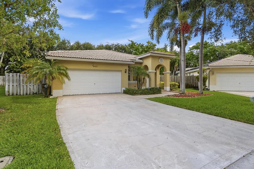 4487 NW 45th Terrace, Coconut Creek FL 33073