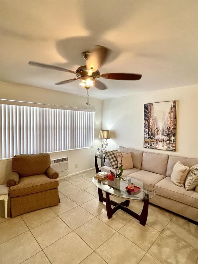111 Kent G Street # 111, West Palm Beach FL 33417 - West Palm Beach, FL - Photo 2