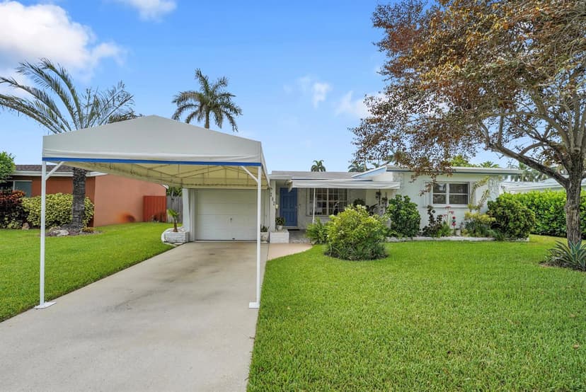 707 N 32nd Avenue, Hollywood FL 33021