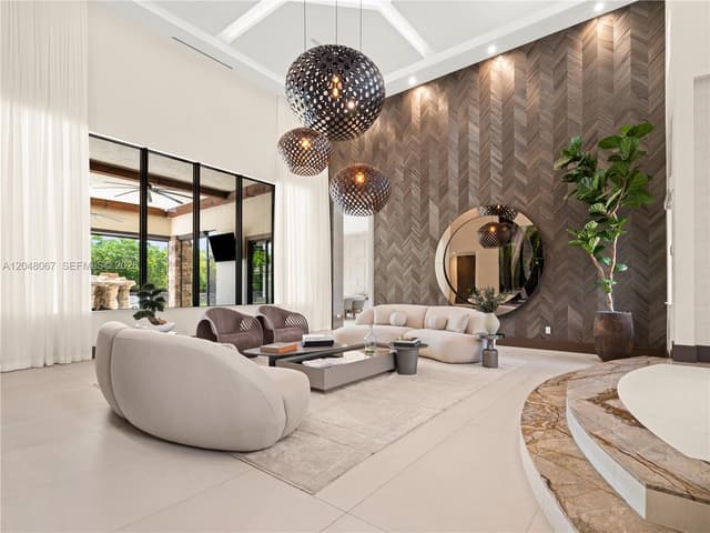3724 Pine Lake Dr, Weston FL 33332 - Weston, FL - Photo 3