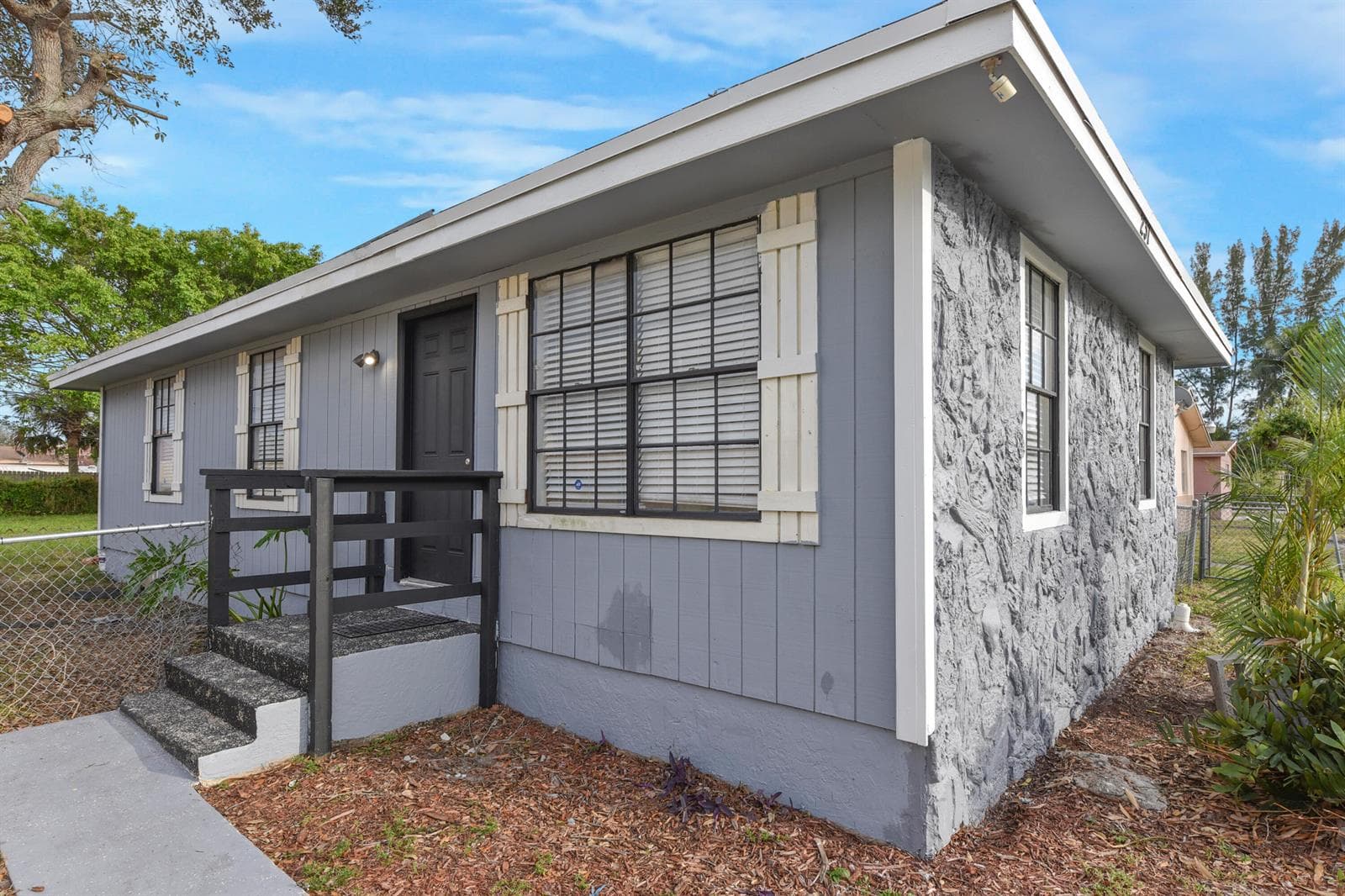 237 SW 11th Avenue, Delray Beach FL 33444