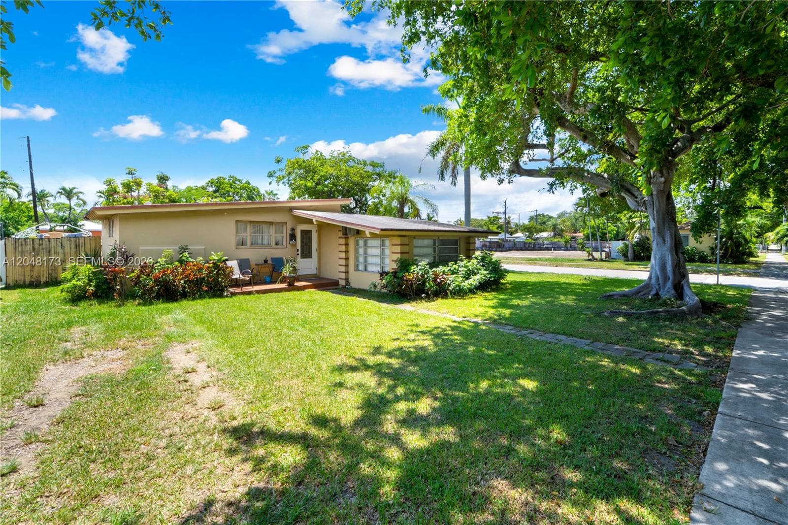 1300 S 20th Ave, Hollywood FL 33020 - Hollywood, FL - Photo 1
