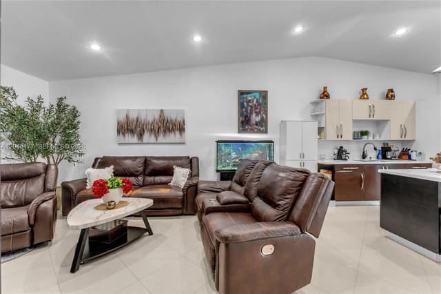 25808 SW 127th Ct Cir, Homestead FL 33032 - Homestead, FL - Photo 7