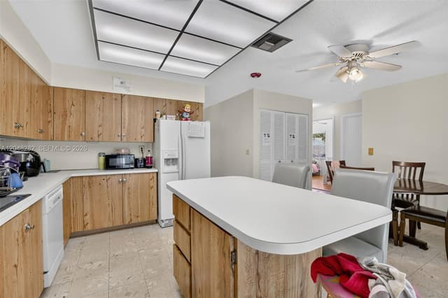 12104 Landing Way, Cooper City FL 33026 - Cooper City, FL - Photo 7