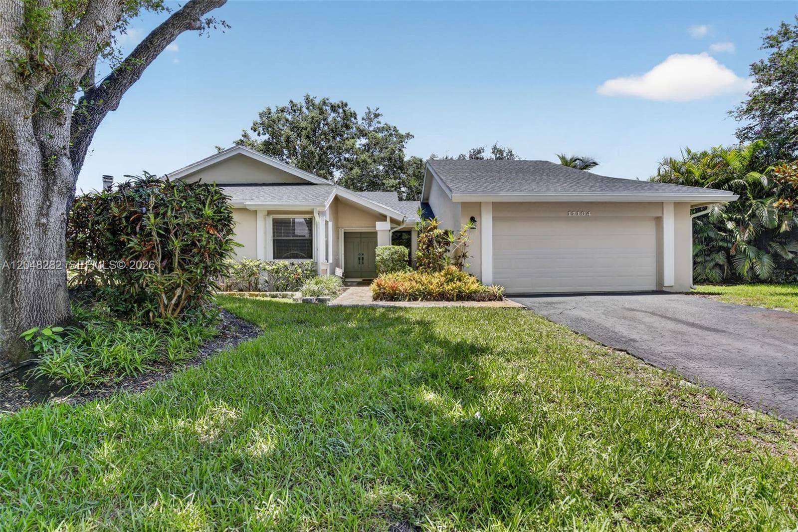 12104 Landing Way, Cooper City FL 33026 - Cooper City, FL - Photo 1