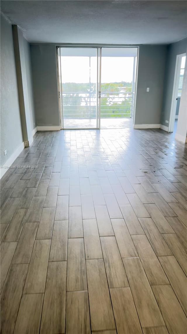 3660 NE 166th St # 607, North Miami Beach FL 33160 - North Miami Beach, FL - Photo 2