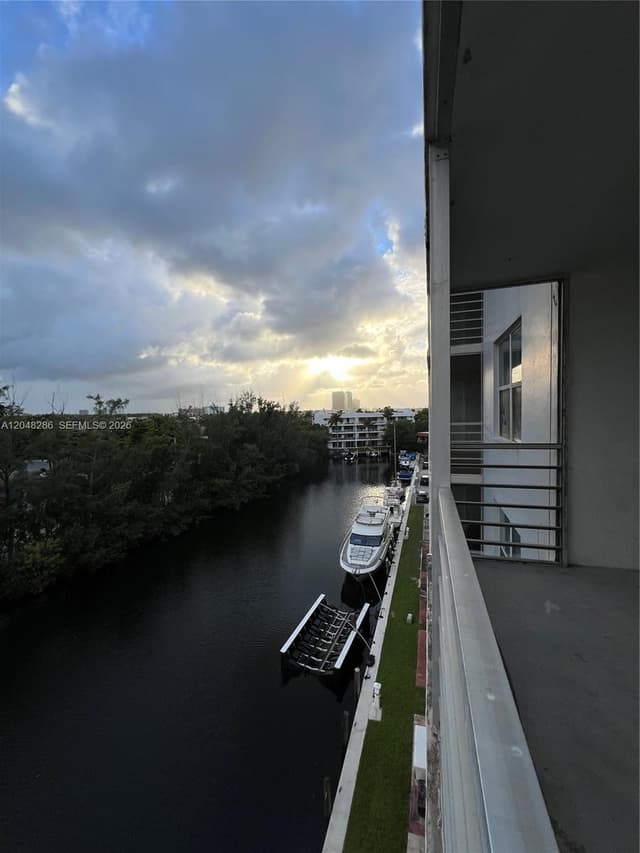 3660 NE 166th St # 607, North Miami Beach FL 33160 - North Miami Beach, FL - Photo 7