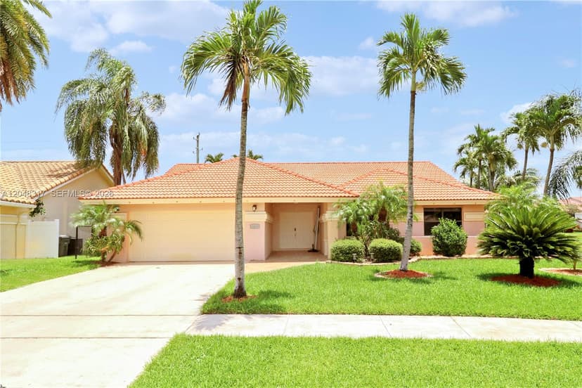 9496 Sun Pointe Dr, Boynton Beach FL 33437
