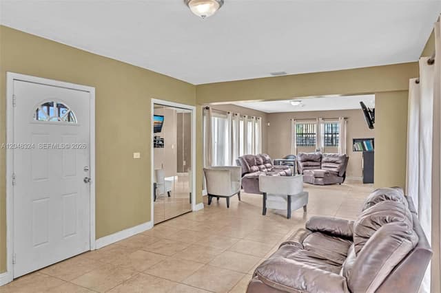331 NE 176th St, North Miami Beach FL 33162 - North Miami Beach, FL - Photo 7