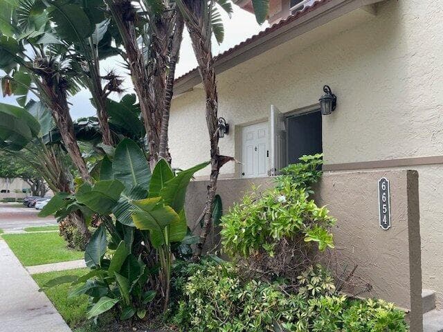 6654 Via Regina, Boca Raton FL 33433