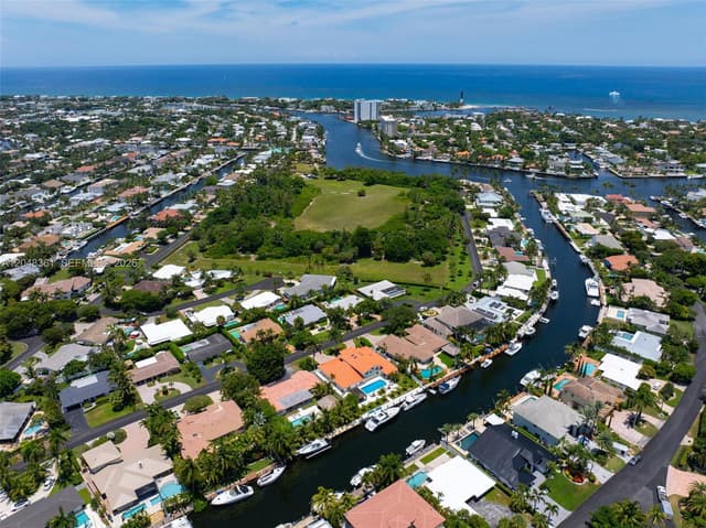 2770 NE 23rd Pl, Pompano Beach FL 33062 - Pompano Beach, FL - Photo 3