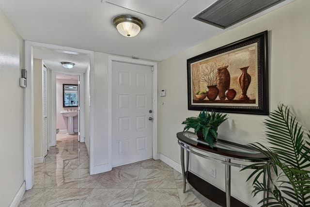 4020 W Palm Aire Drive # 106, Pompano Beach FL 33069 - Pompano Beach, FL - Photo 2