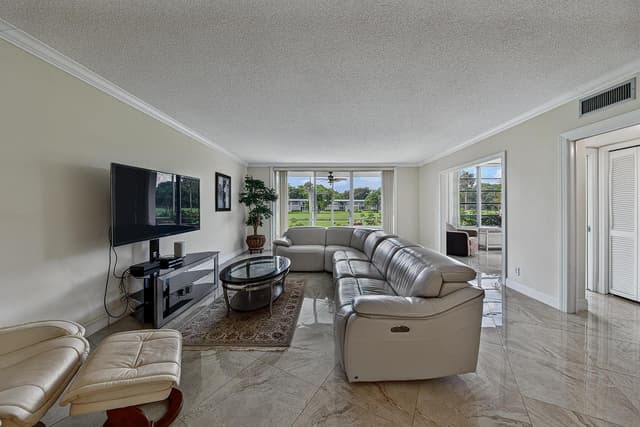 4020 W Palm Aire Drive # 106, Pompano Beach FL 33069 - Pompano Beach, FL - Photo 5