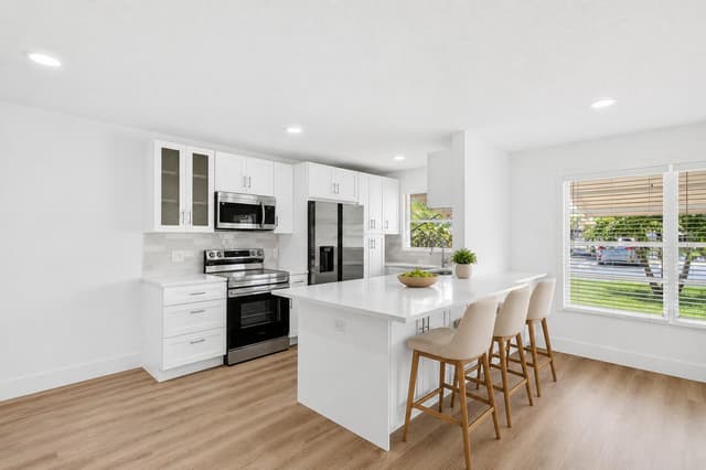 1007 South Drive, Delray Beach FL 33445 - Delray Beach, FL - Photo 7