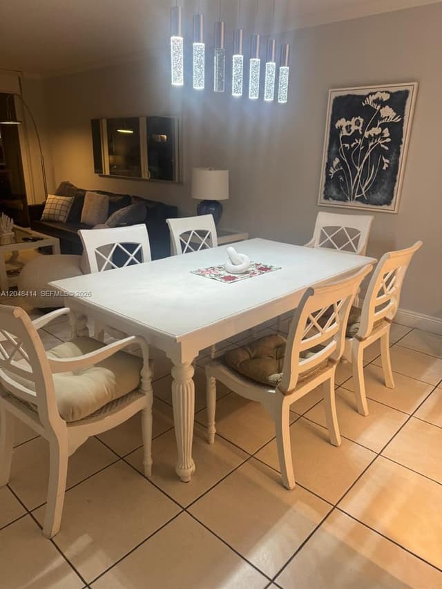 5601 Collins Ave # 823, Miami Beach FL 33140 - Miami Beach, FL - Photo 4