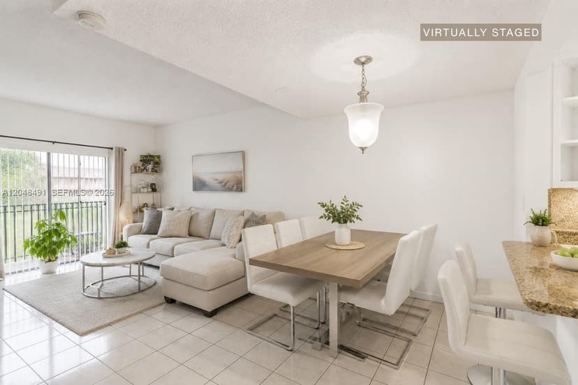 10014 Hammocks Blvd # 4, Miami FL 33196