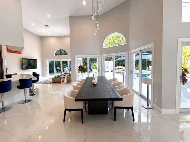 233 Pershing Way, West Palm Beach FL 33401 - West Palm Beach, FL - Photo 7