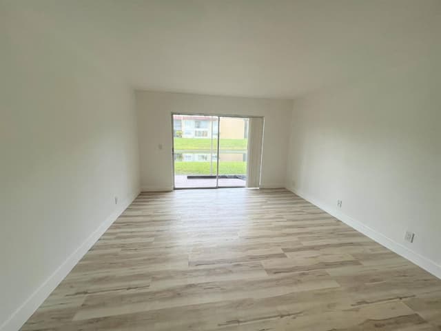463 Lake Frances Drive # 463, West Palm Beach FL 33411 - West Palm Beach, FL - Photo 4