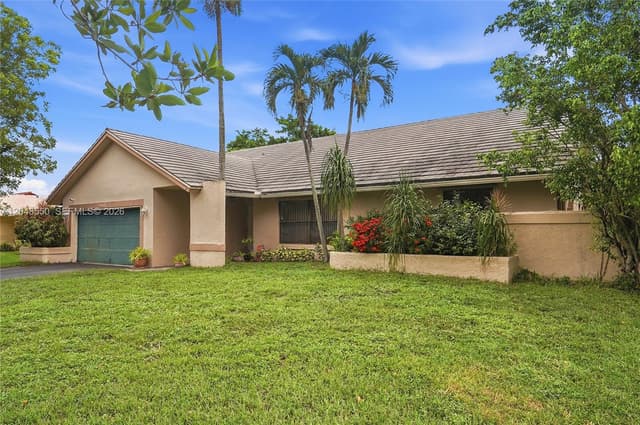 10623 NW 7th Pl, Coral Springs FL 33071 - Coral Springs, FL - Photo 3