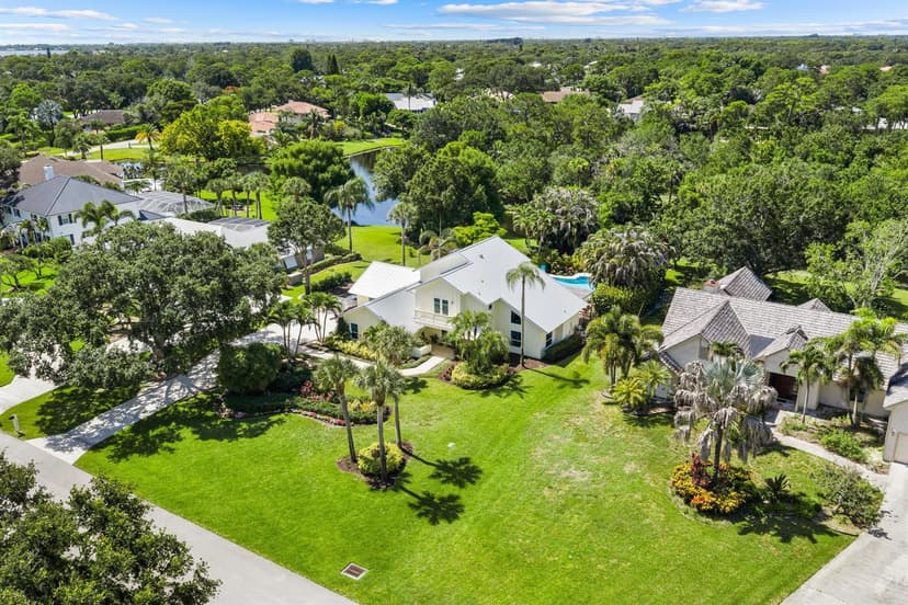 19646 Red Maple Lane, Jupiter FL 33458