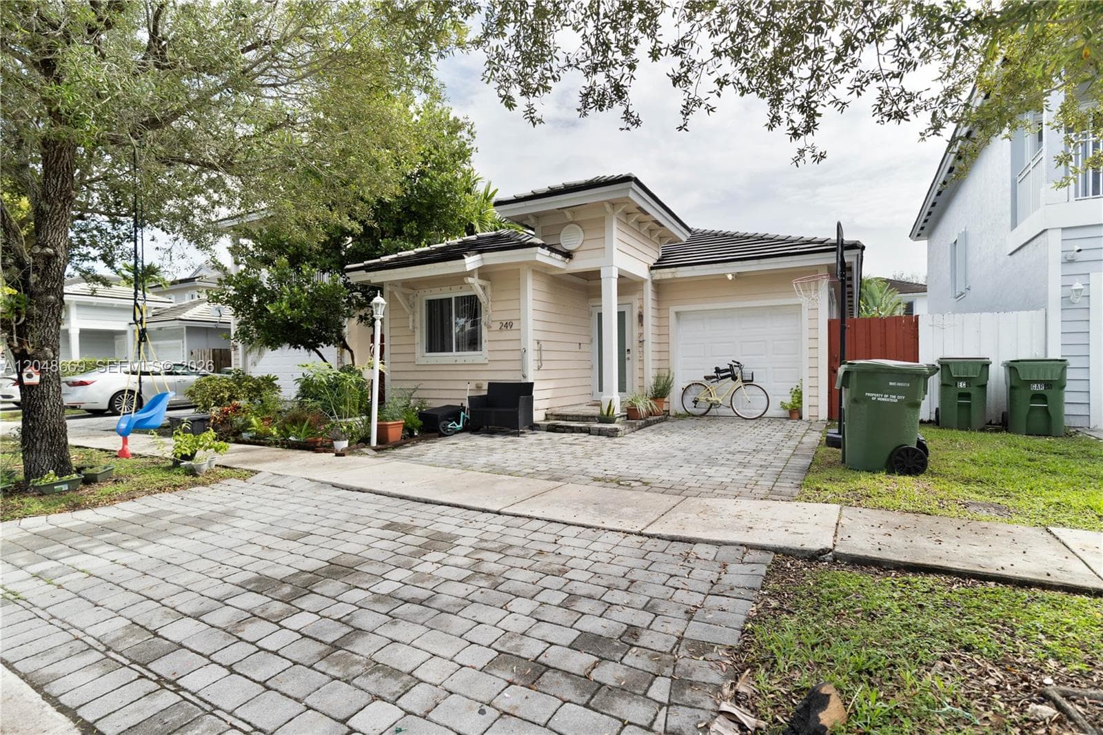 249 SE 32nd Ave, Homestead FL 33033 - Homestead, FL - Photo 1