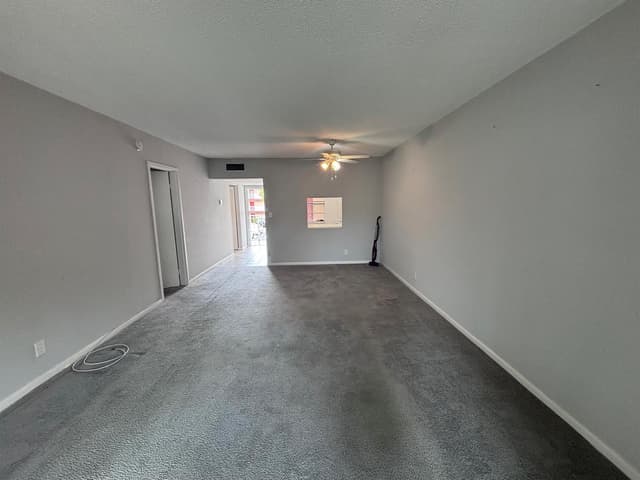 1015 Country Club Drive # 205, Margate FL 33063 - Margate, FL - Photo 5