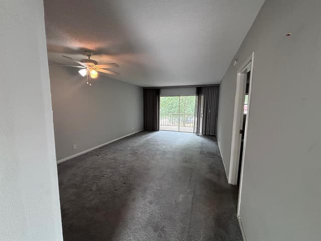 1015 Country Club Drive # 205, Margate FL 33063 - Margate, FL - Photo 4
