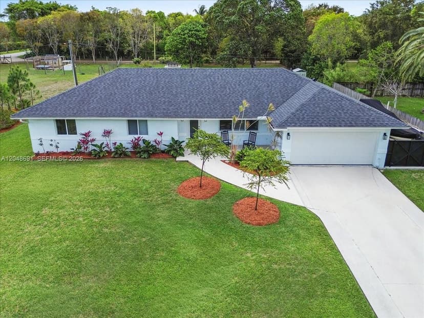 19724 SW 243rd Ter, Homestead FL 33031
