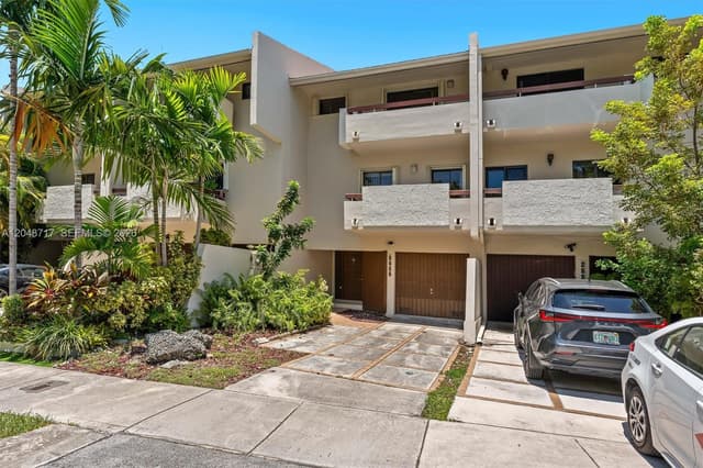 2525 NE 135th St, North Miami FL 33181 - North Miami, FL - Photo 3