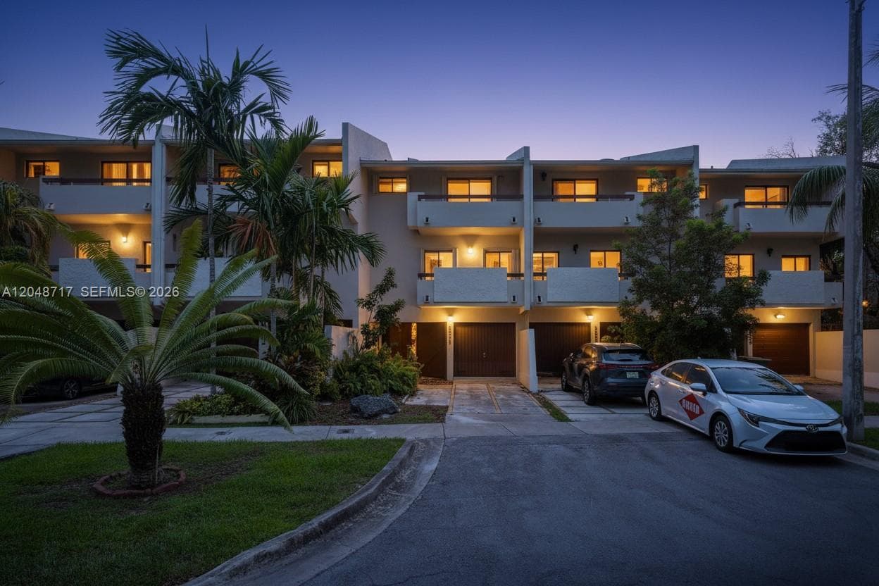 2525 NE 135th St, North Miami FL 33181 - North Miami, FL - Photo 1
