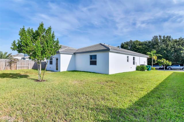 16344 SW 290th St, Homestead FL 33033 - Homestead, FL - Photo 6
